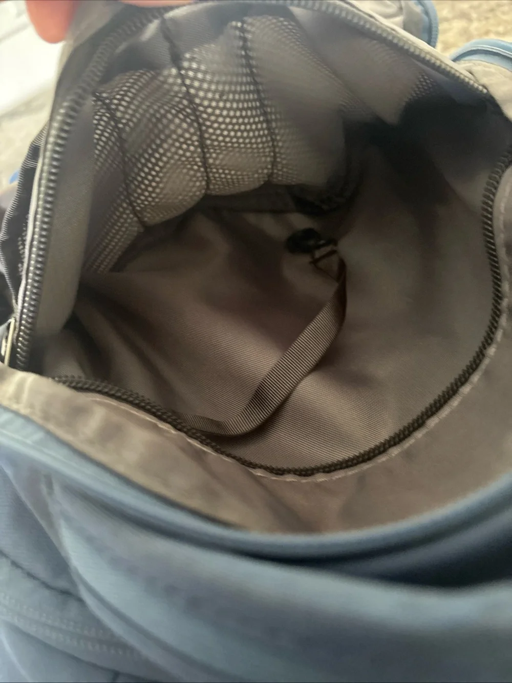 EUC THE NORTH FACE Vault Backpack - Blue Adjustable Padded Shoulders Unisex
